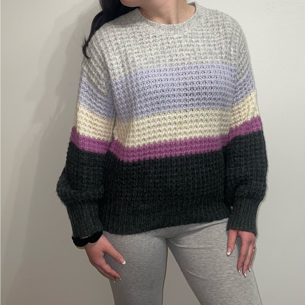 EUC Universal Thread Chunky Colorblock Sweater Crew Purple Grey Sz S